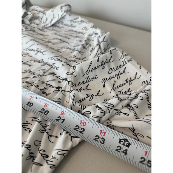 Chico’s Script Print Long Sleeve Button Down Blouse size 2P - L/12P - Picture 6 of 8